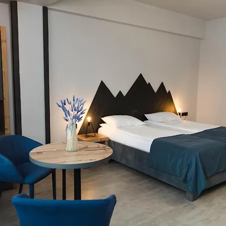 синя гора Hotel *