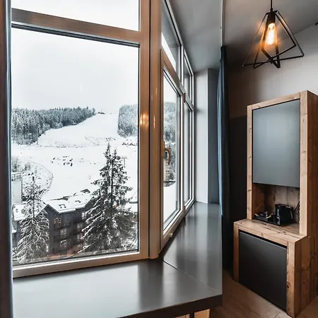 синя гора Μπούκοβελ