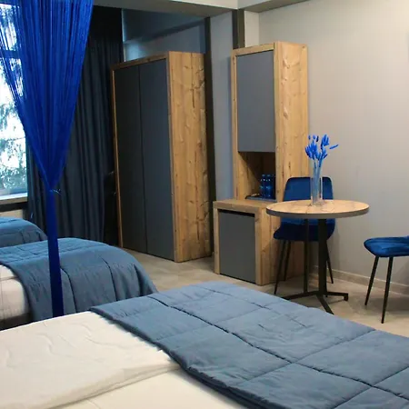 синя гора * Μπούκοβελ