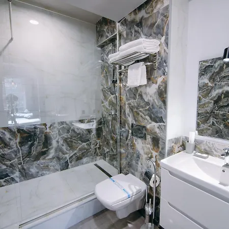 Hotel синя гора *