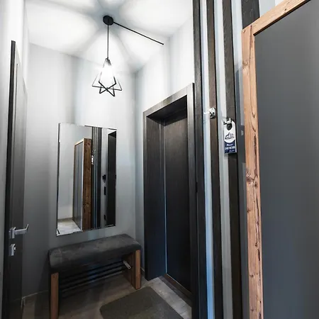 синя гора * Μπούκοβελ