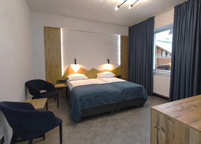 синя гора * 布克维